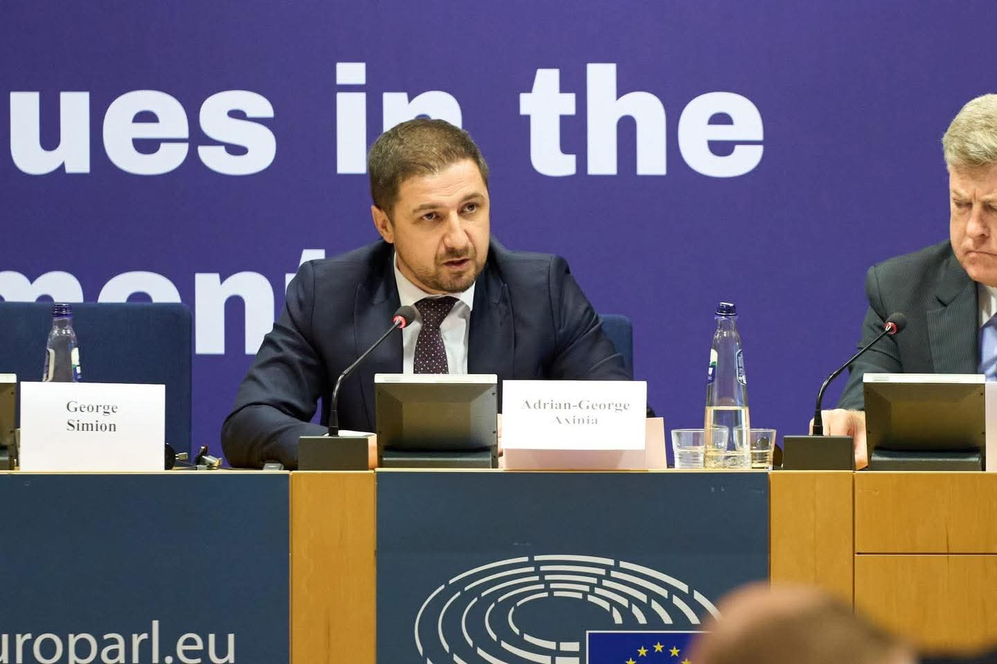 Adrian Axinia, europarlamentar AUR: „Adevărul despre ajutorul financiar oferit de Uniunea Europeană Ucrainei”