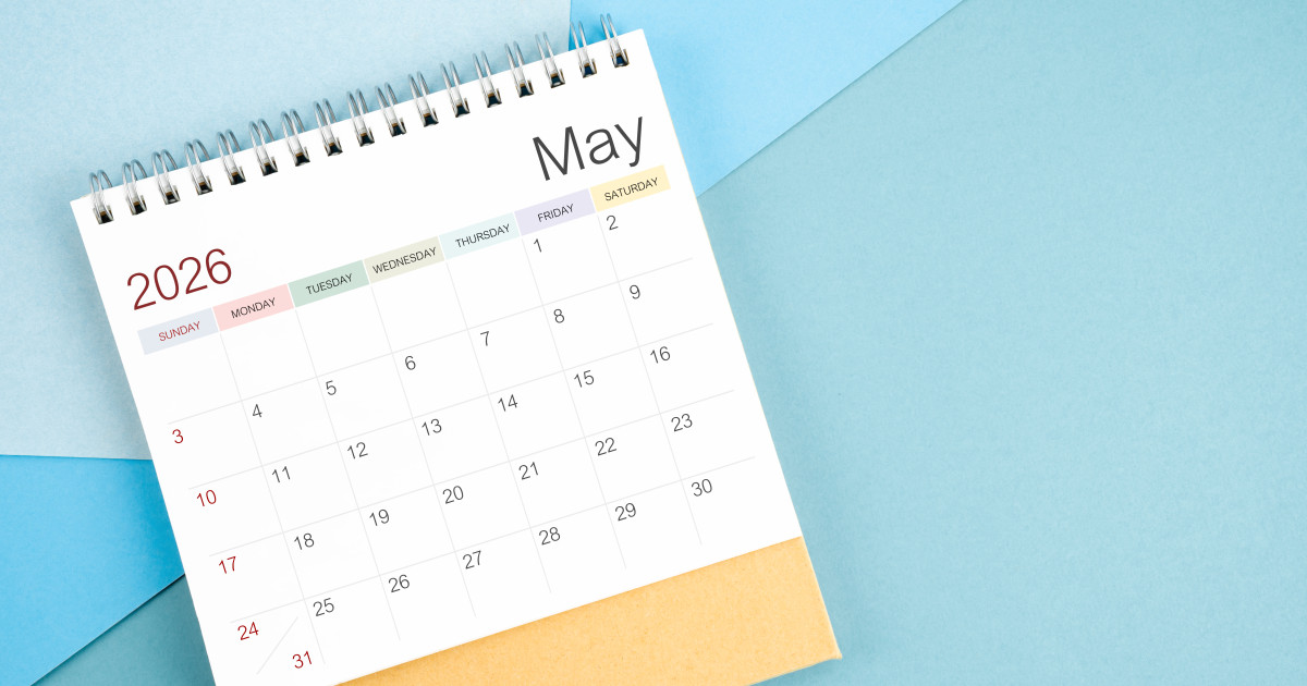 Minivacanța de 1 Mai 2026: Câte zile libere au elevii și angajații din România